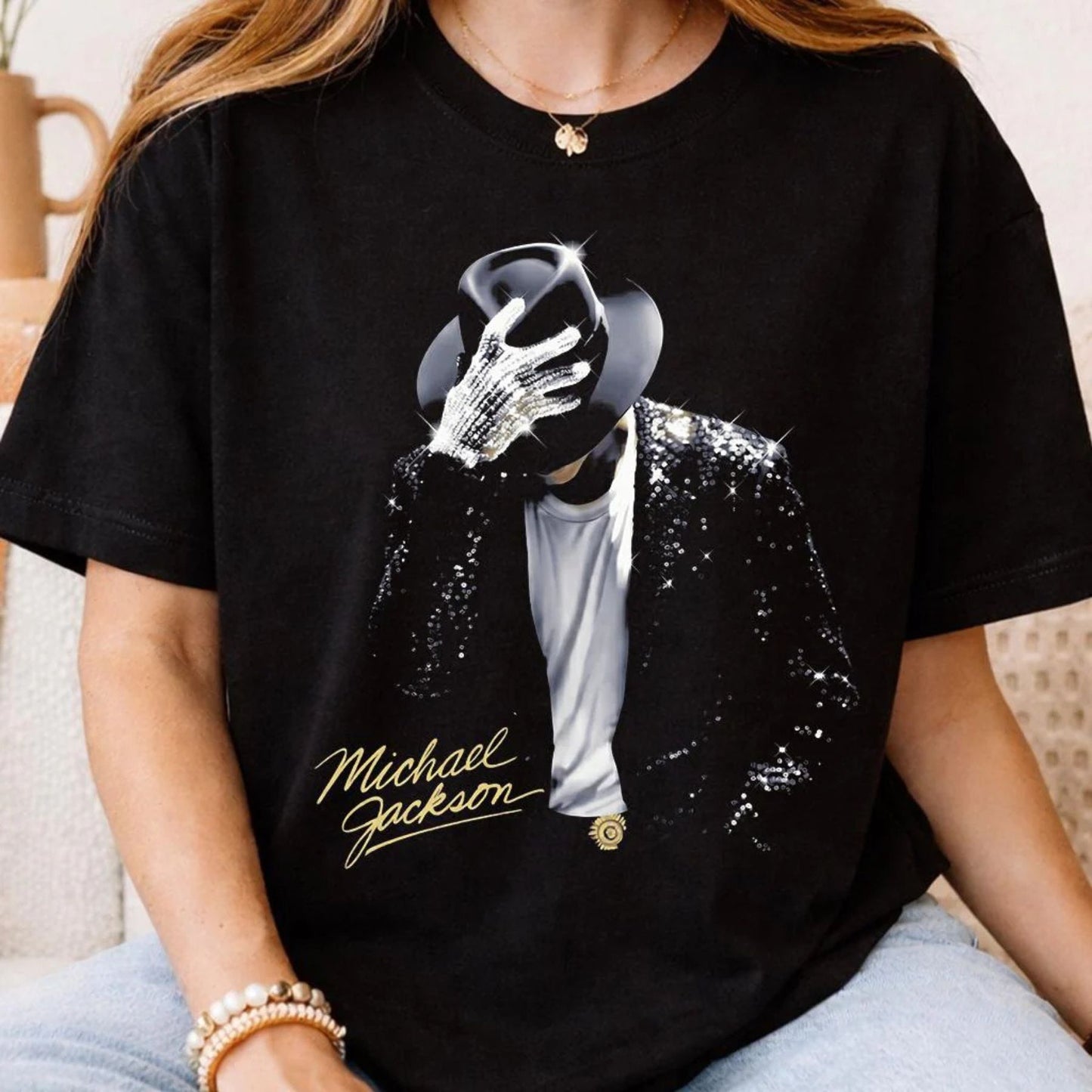 Michael Jackson "Iconic Pose" T-Shirt with Signature – Vintage King of Pop Graphic Tee, Premium 100% Cotton MJ Silhouette Top, Made in USA
