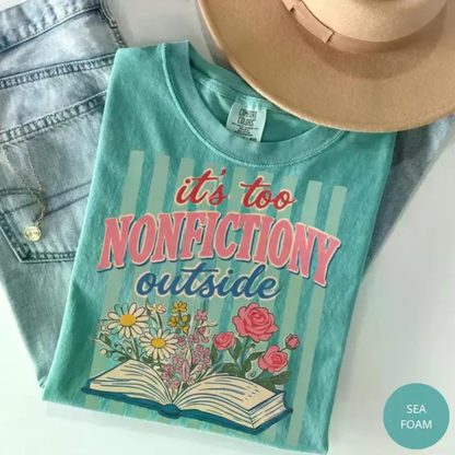Booktrovert Floral T-Shirt – Aesthetic Book Lover Tee