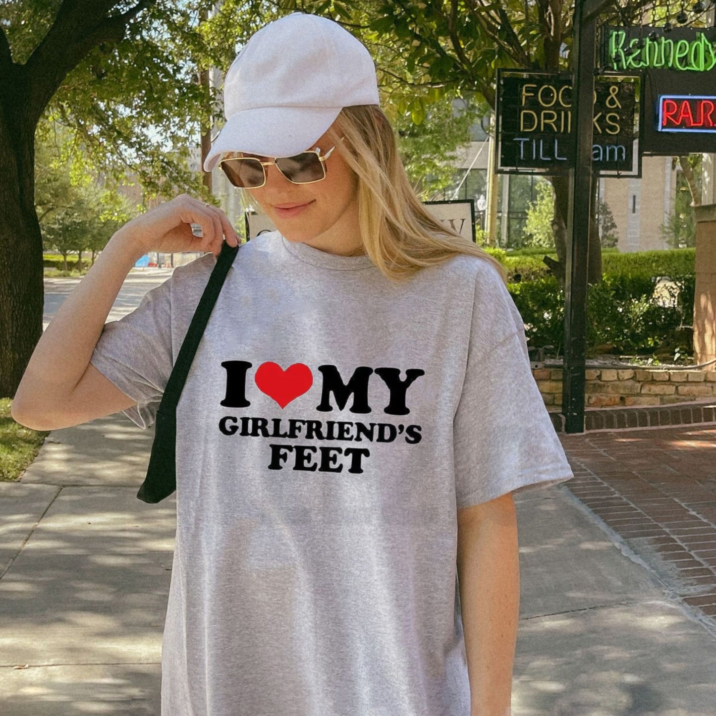 I Love My Girlfriends Feet T-Shirt