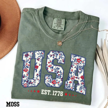 Aesthetic Floral USA T-Shirt – Retro Wildflower Botanical Tee